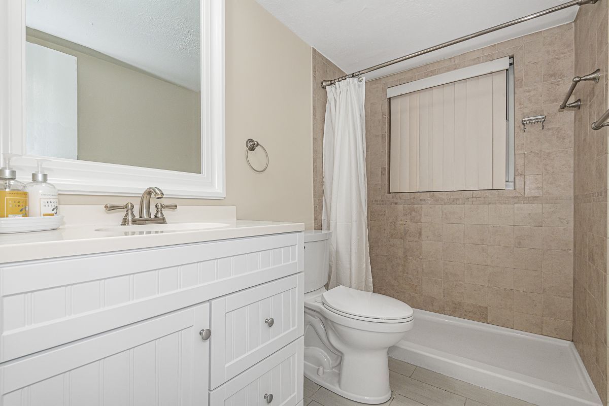 Building Photo - 7765 SW 86th St