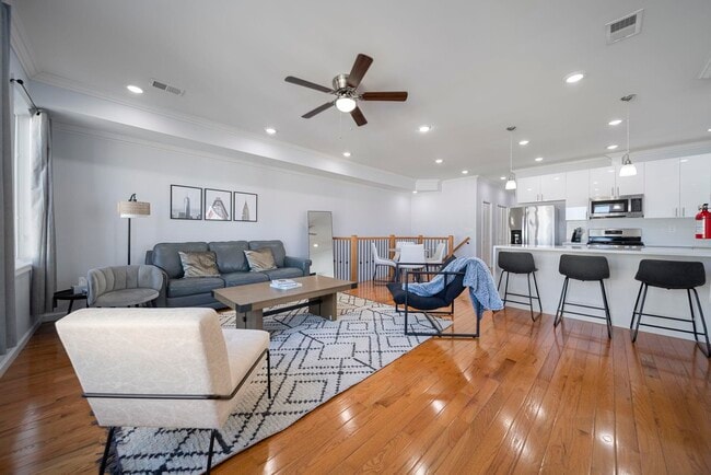 Building Photo - 43.5 Belmont Ave