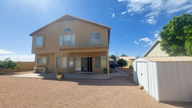 Building Photo - GORGEOUS GLENDALE HOME!