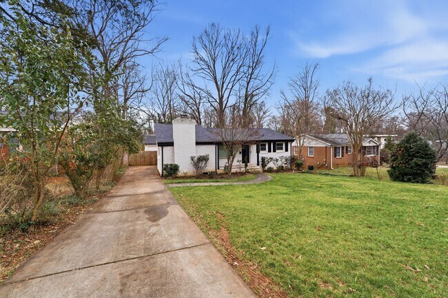 Building Photo - COMING SOON! Charming 3BR Home with Fenced Yard & Outdoor Living Space!