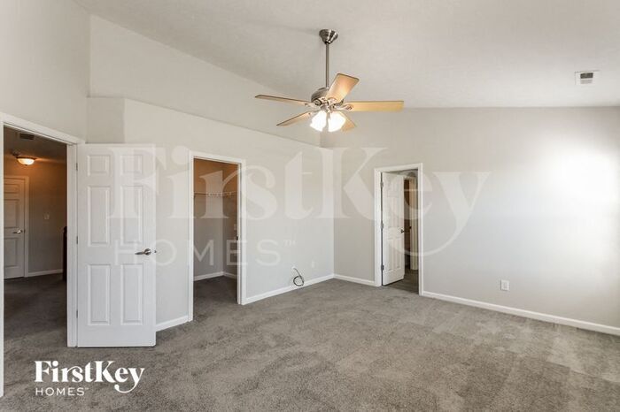 Building Photo - 16325 Clarks Hill Way