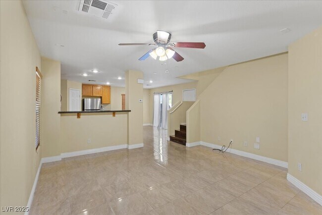 Building Photo - 4748 Golden Shimmer Ave