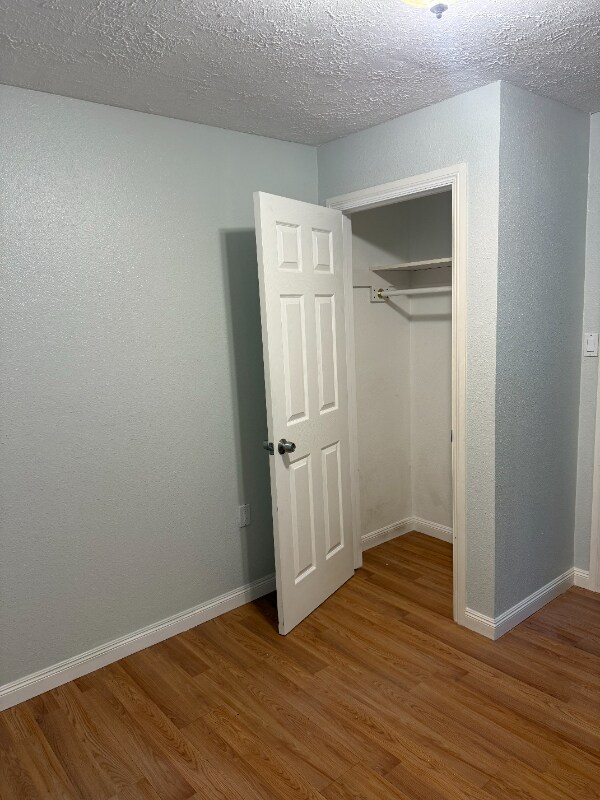 Building Photo - 58727 E Sleepy Hollow Dr