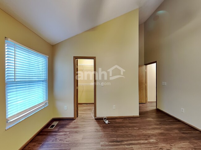 Building Photo - 3421 Lockland Ct