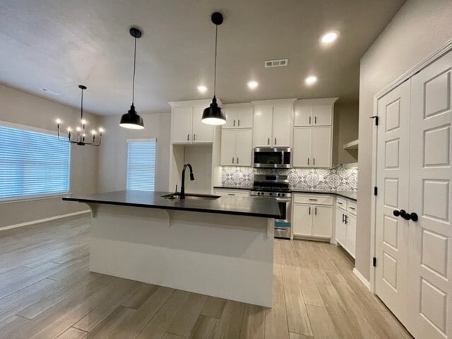 Building Photo - 663 Brimwood St