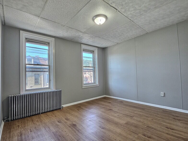 Building Photo - 1354 Cotton St