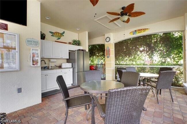 Building Photo - 7844 Clemson St