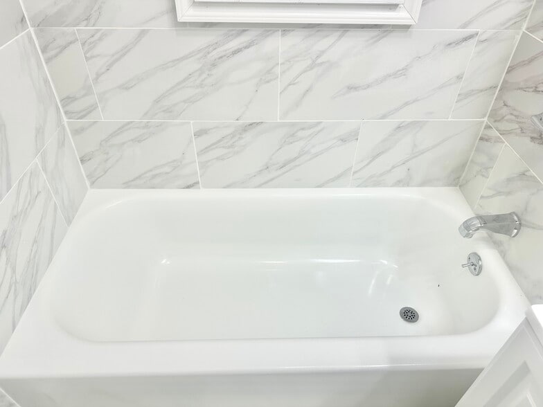 Building Photo - 69 Tremont Ave