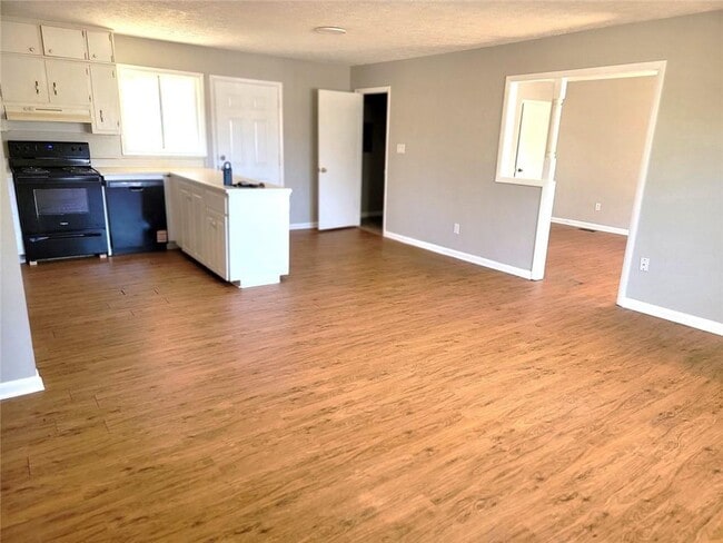 Building Photo - 4042 Jodeco Rd