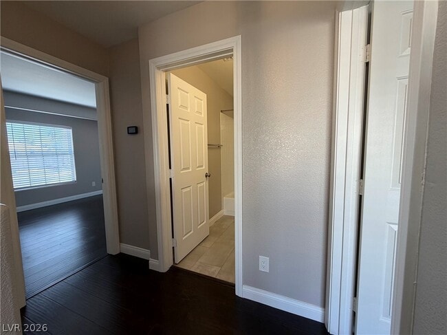 Building Photo - 9655 Silver City Dr