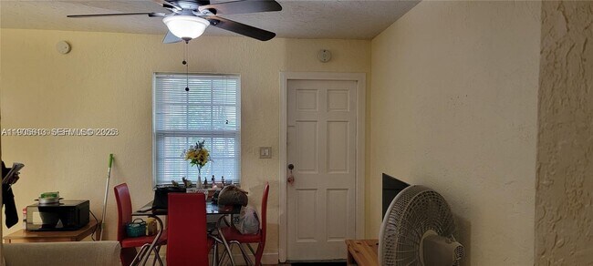 Building Photo - 2441 SW 27th Ave