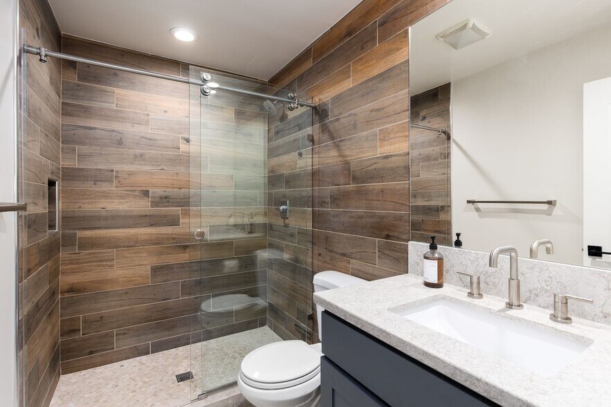 Building Photo - 23296 Park Ensenada