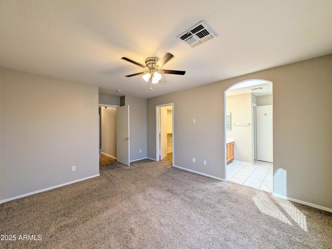 Building Photo - 8639 W Fullam St