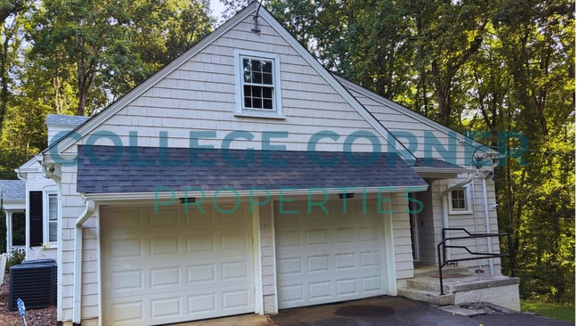 Building Photo - 3830 Fred's Road-  Available 6/1/2026-27  ...