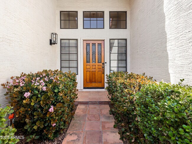 Building Photo - 1110 N Gull Haven Ct