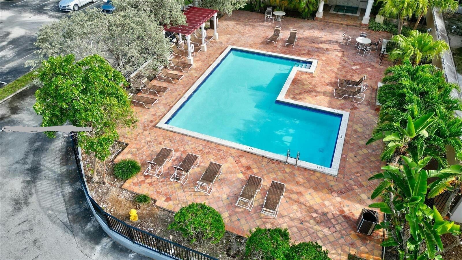 Pool - 10403 N Kendall Dr