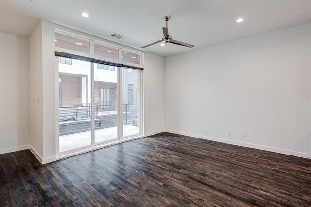 Building Photo - 2180 Bennett Ave