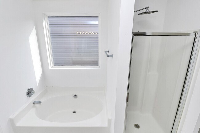 Building Photo - 3 Bed/2 Bath Home for RENT