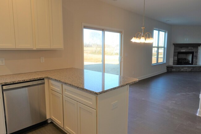 Building Photo - 2731 Millhone Dr