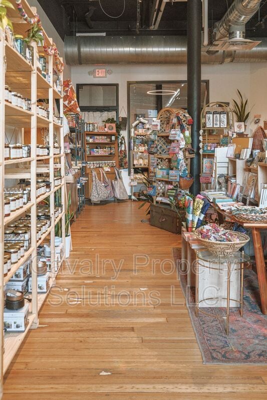 Building Photo - 1831 W Michigan St