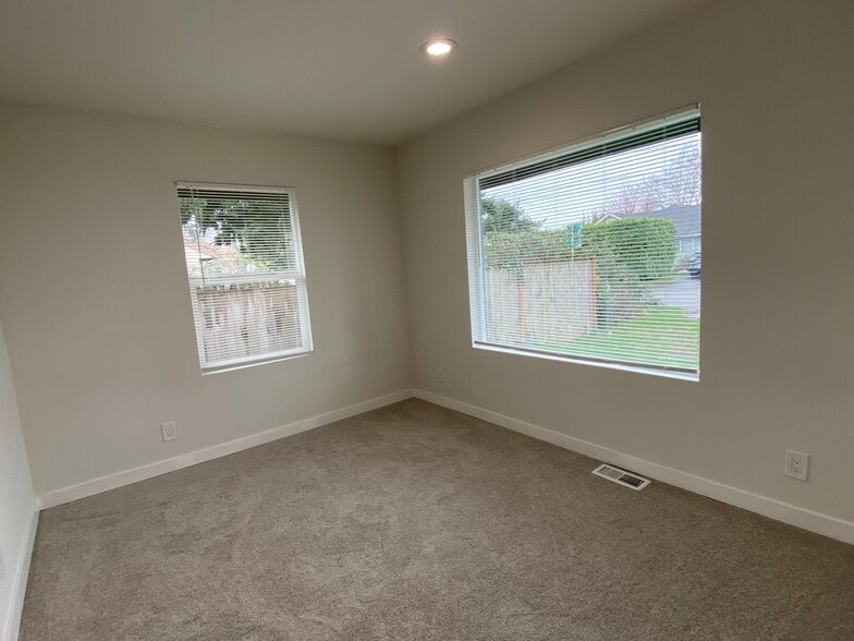 Building Photo - 10448 2nd Ave SW