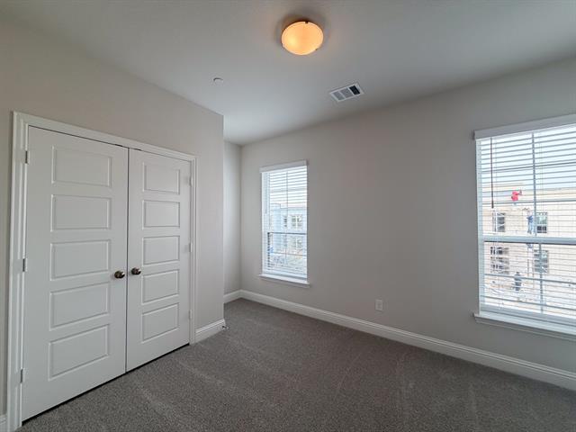 Building Photo - 2117 Layla Dr