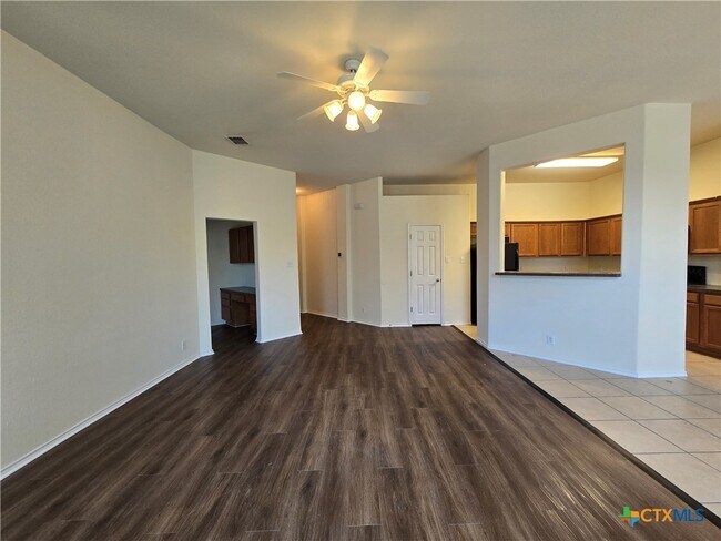 Building Photo - 345 Placid Meadow