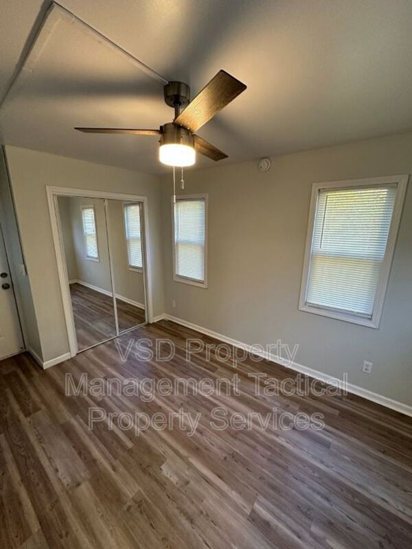 Building Photo - 12304 Kirton Ave