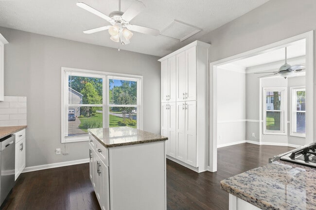 Building Photo - 4019 Brantley Dr