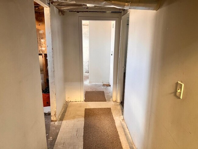 Building Photo - 112 S 100 E