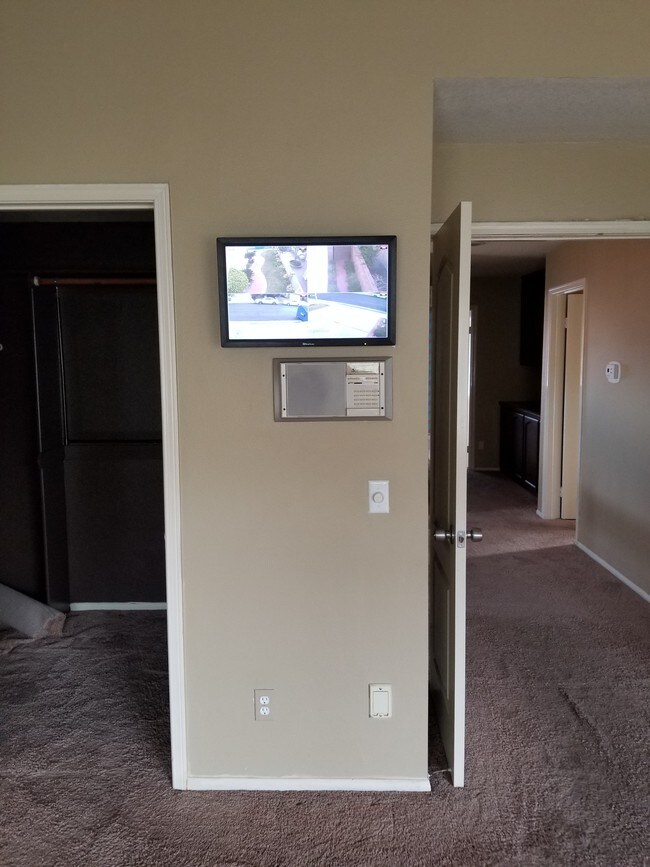 master bedroom security camera screen - 19945 Eagle Ridge Ln