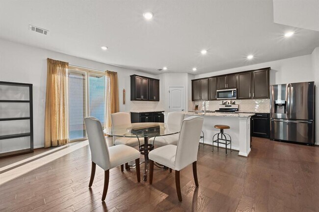 Building Photo - 127 Iron Rail Rd