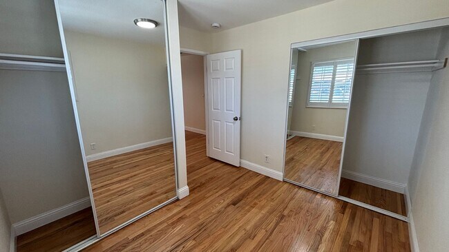 Building Photo - 8096 Juniper Ave