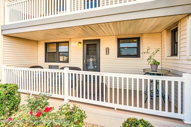 Building Photo - 113 Wharfside Dr
