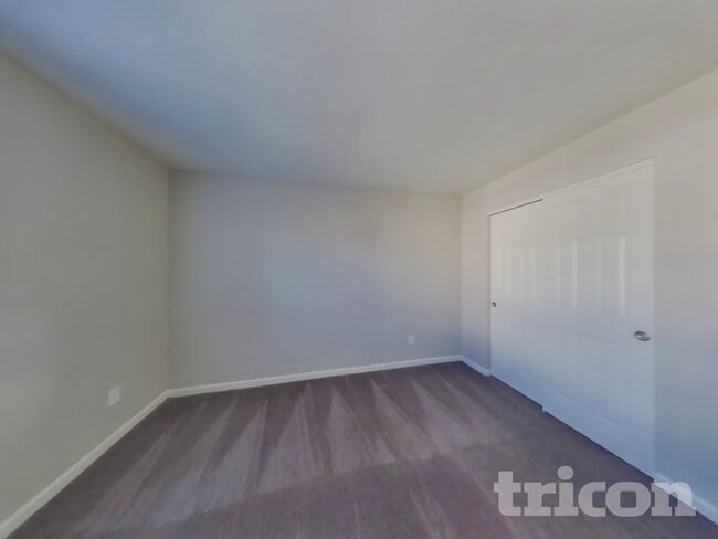 Building Photo - 11104 Waterfield Pl