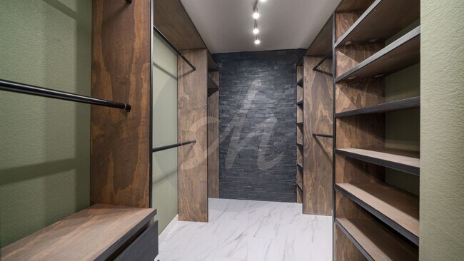 Building Photo - Low Maintenance Living In Banning Lewis Ranch