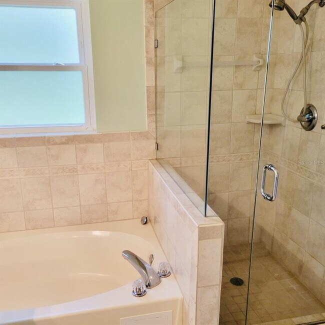 Building Photo - 6308 Secret Ct