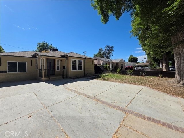 Building Photo - 7019 Jamieson Ave