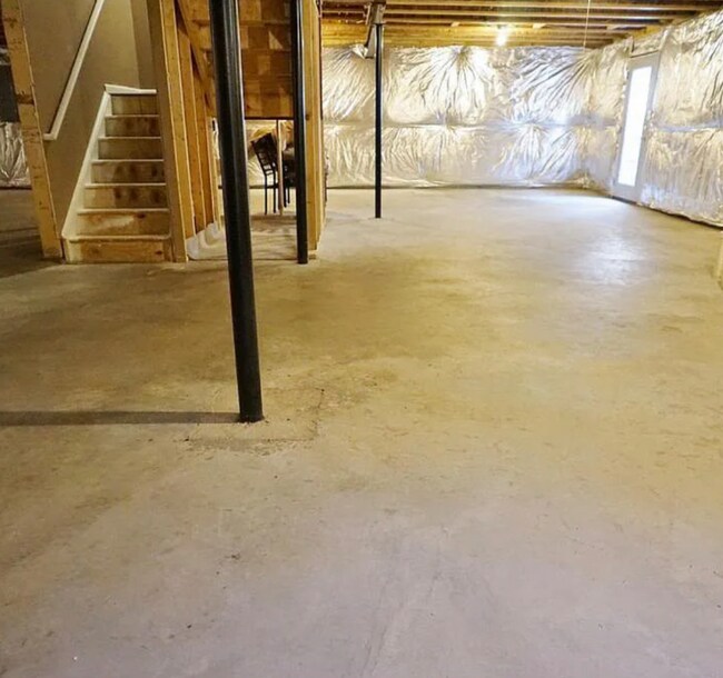 Building Photo - 46123 Gooseneck Dr