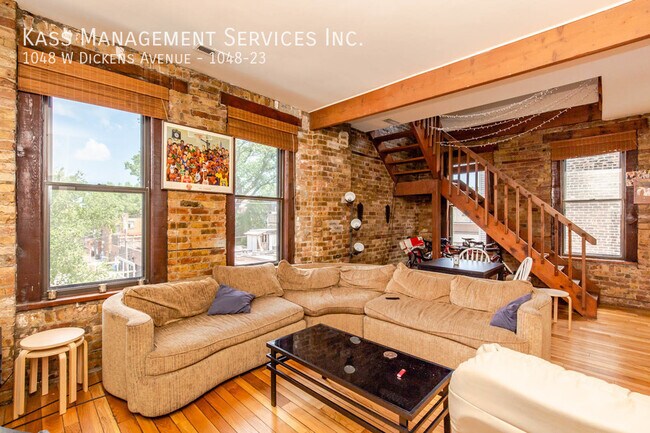 Building Photo - 1048 W Dickens Ave