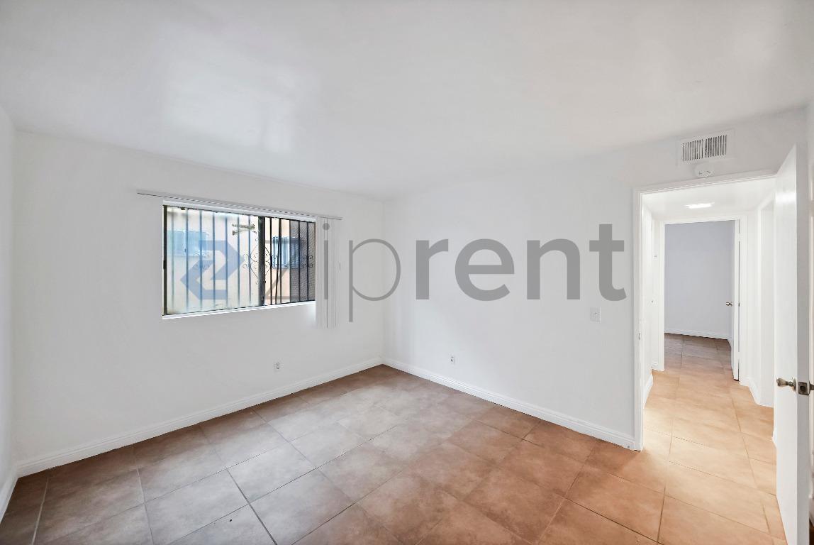 Building Photo - 1428 Sepulveda Ave