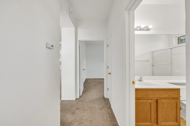 Building Photo - 9259 Crystal Falls Way