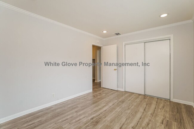 Building Photo - Stylishly Remodeled 2 Bed Townhome in Prime Temple City Location