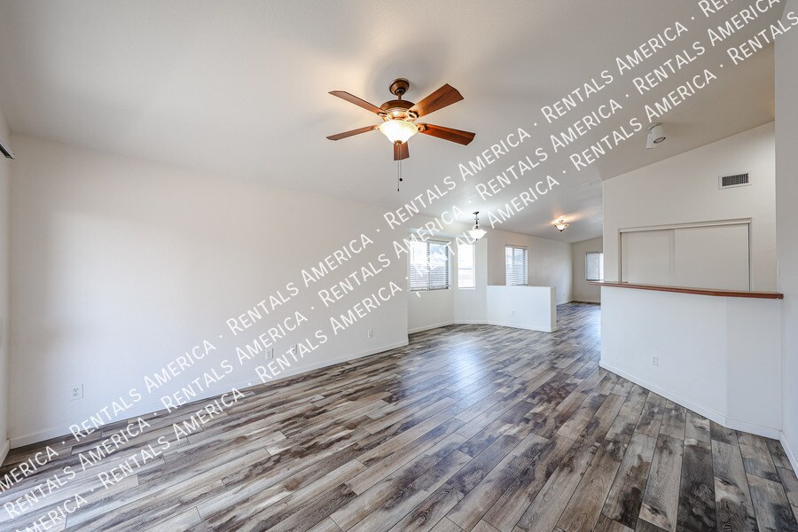 Building Photo - 6437 W Saddlehorn Rd