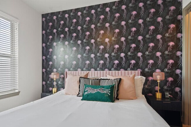 Building Photo - 8890 Founders Square Dr