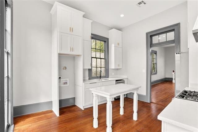 Building Photo - 1401 N Galvez St