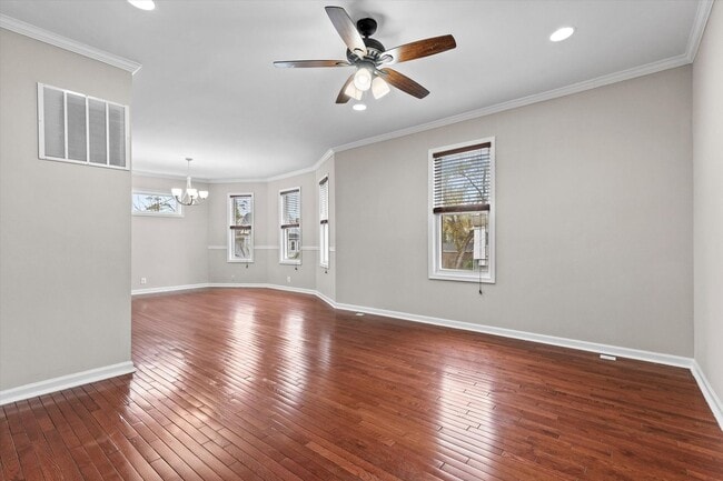 Building Photo - 6BR / 5BA Single-Family Home | 2,663 Sq Ft | Private Driveway | Deck | $4,200/mo Spacious 6-bedro...