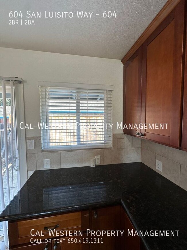 Building Photo - 2 bedroom duplex in Sunnyvale, ready for m...