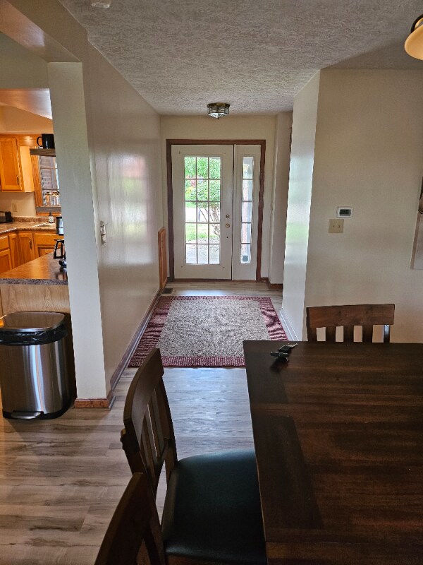 Building Photo - 615 Ravens Lake Dr