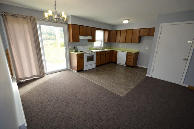 Building Photo - 106 Southview Rd